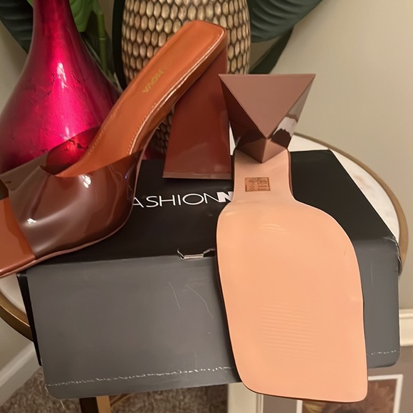 Valet Only Mules - Picture 2 of 3